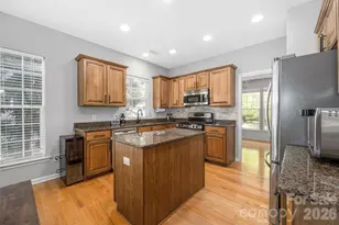 7209 Corduroy Ct, Matthews, NC 28105 - Photo 10