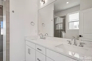 4062 Sophia Dr, Charlotte, NC 28217 - Photo 12