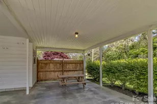 68 Skyview Dr, Waynesville, NC 28786 - Photo 6