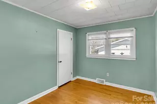 68 Skyview Dr, Waynesville, NC 28786 - Photo 22