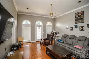 5146 Olde School Dr, Hickory, NC 28602 - Photo 2