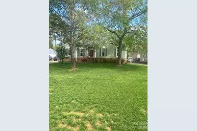9811 Dusty Cedar Court, Charlotte, NC 28269 - Photo 2