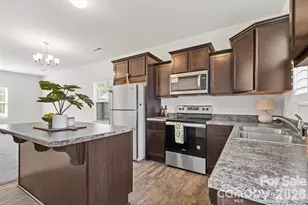 1015 Cherry Bark Pl, Landis, NC 28088 - Photo 8