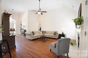 147 Honeysuckle Creek Loop, Mooresville, NC 28117 - Photo 4