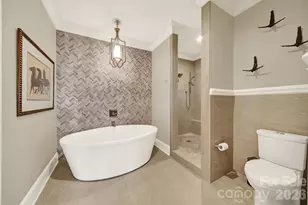 400 N Church St, Charlotte, NC 28202 - Photo 24