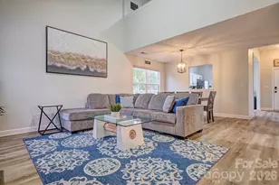 1938 Sunset Village Dr, Charlotte, NC 28216 - Photo 6