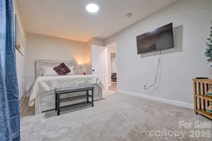 1938 Sunset Village Dr, Charlotte, NC 28216 - Photo 28