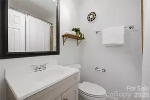 620 Shawnee Dr, Charlotte, NC 28209 - Photo 16