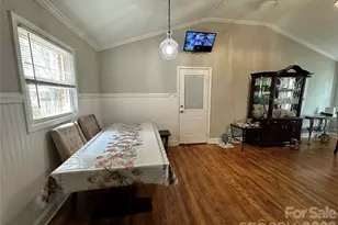 1327 Reid St, Statesville, NC 28677 - Photo 2