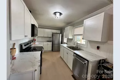 1327 Reid Street, Statesville, NC 28677 - Photo 8