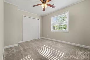 2330 18th St NE, Hickory, NC 28601 - Photo 10