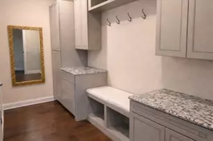 7228 Avoncliff Dr, Charlotte, NC 28270 - Photo 2