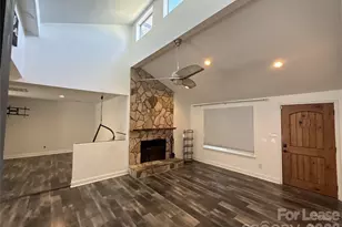 6814 Pence Rd, Charlotte, NC 28215 - Photo 2
