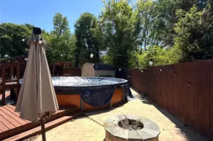 6814 Pence Rd, Charlotte, NC 28215 - Photo 26