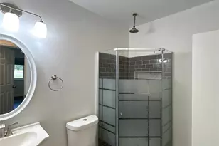6814 Pence Rd, Charlotte, NC 28215 - Photo 22