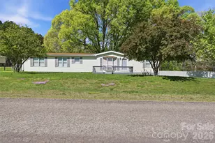 1235 Cheyenne Oaks Dr, Claremont, NC 28610 - Photo 4