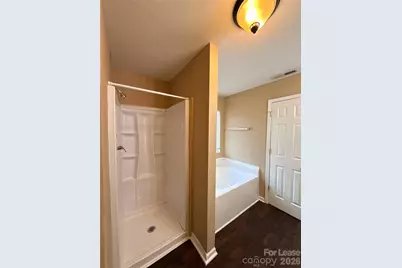 7206 Oakwinds Court, Charlotte, NC 28269 - Photo 12