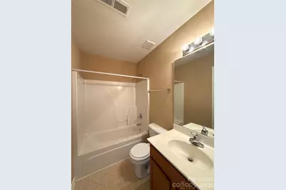 7206 Oakwinds Court, Charlotte, NC 28269 - Photo 8