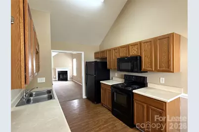 7206 Oakwinds Court, Charlotte, NC 28269 - Photo 6