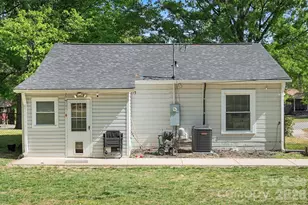 515 N Chapel St, Landis, NC 28088 - Photo 18