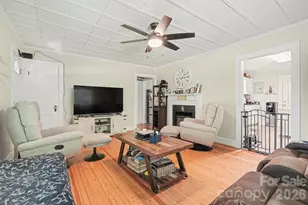 515 N Chapel St, Landis, NC 28088 - Photo 4