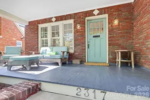 2317 Charlotte Dr, Charlotte, NC 28203 - Photo 2