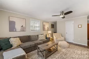 5322 Baker Dr, Charlotte, NC 28210 - Photo 14