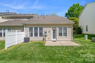 8339 Brookings Dr, Charlotte, NC 28269 - Photo 20