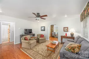 102 Fall Creek Rd, Waynesville, NC 28785 - Photo 6