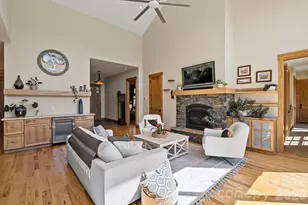 18 Majestic Oak Cir, Asheville, NC 28805 - Photo 8