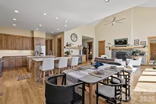 18 Majestic Oak Cir, Asheville, NC 28805 - Photo 10