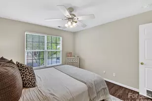 9334 Autumn Applause Dr, Charlotte, NC 28277 - Photo 32