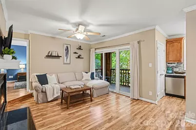1109 E Morehead Street #5, Charlotte, NC 28204 - Photo 1