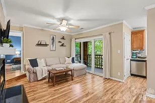 1109 E Morehead St, Charlotte, NC 28204 - Photo 4