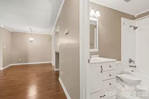 1051 Churchill Downs Ct, Charlotte, NC 28211 - Photo 24