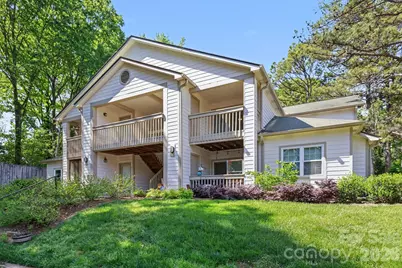 1051 Churchill Downs Court #B, Charlotte, NC 28211 - Photo 8