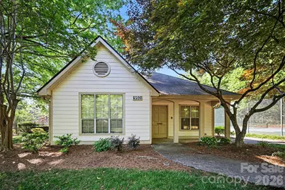1051 Churchill Downs Court #B, Charlotte, NC 28211 - Photo 32