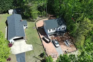 1915 Dove Dr, Charlotte, NC 28214 - Photo 8