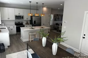 1915 Dove Dr, Charlotte, NC 28214 - Photo 8