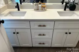 1915 Dove Dr, Charlotte, NC 28214 - Photo 14