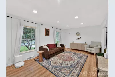 119 Cliffwood Circle, Mooresville, NC 28115 - Photo 2