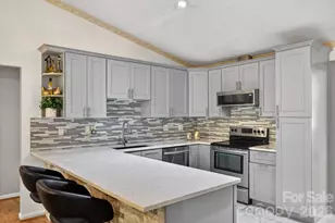 1370 Julius Dr, Salisbury, NC 28147 - Photo 4