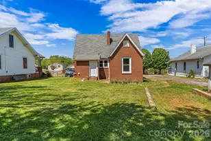 608 E Concord St, Morganton, NC 28655 - Photo 20