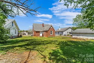 608 E Concord St, Morganton, NC 28655 - Photo 22