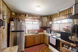 321 Doris Lisa View Dr, Hendersonville, NC 28792 - Photo 10