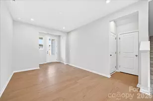 6053 Longar Ln, Charlotte, NC 28269 - Photo 6