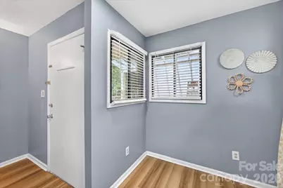 8007 Horse Chestnut Lane, Charlotte, NC 28277 - Photo 10