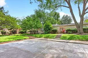 8007 Horse Chestnut Ln, Charlotte, NC 28277 - Photo 2