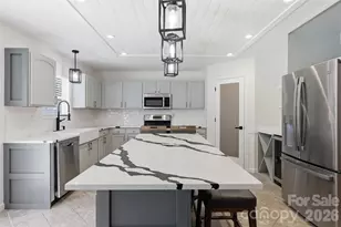 3902 Larkhaven Village Dr, Charlotte, NC 28215 - Photo 14