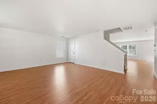 3902 Larkhaven Village Dr, Charlotte, NC 28215 - Photo 4